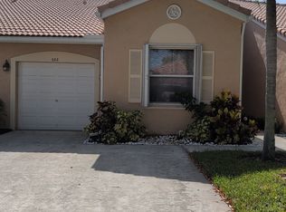 322 Coral Trace Ln, Delray Beach, FL 33445