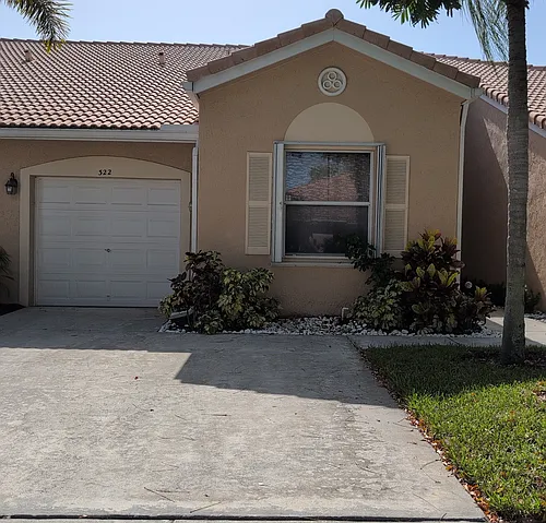 322 Coral Trace Ln Photo 1