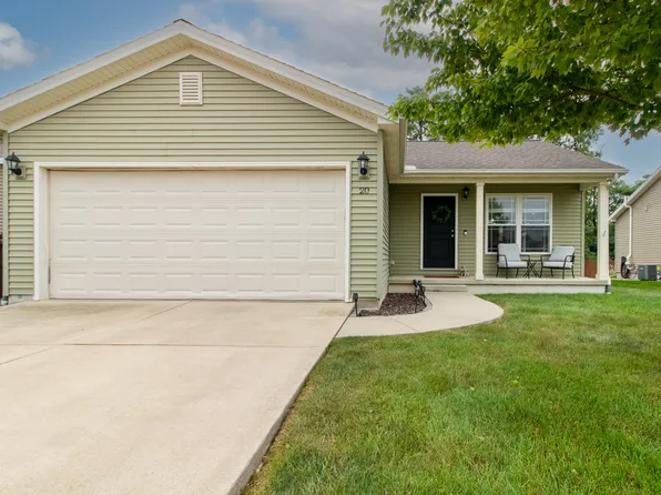 20 Winding Way, Bloomington, IL 61705