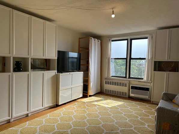 2015 Saint Paul Ave APT 6B, Bronx, NY 10461