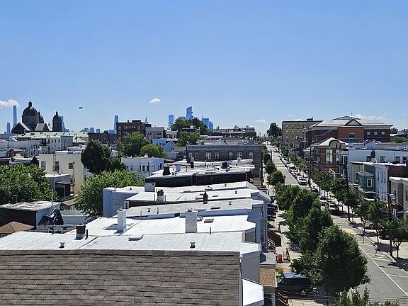 2nd image of 1700 Kennedy Blvd