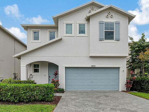 2nd image of 1823 Lake Cove Drive