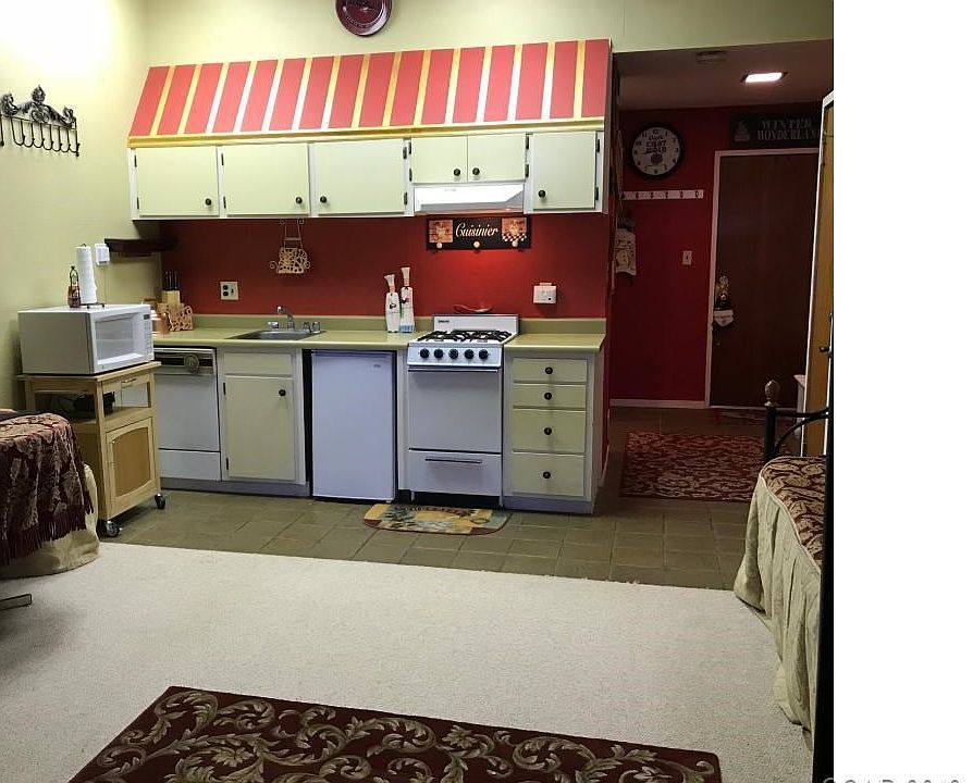 1st image of 280 Eberhardt Cir