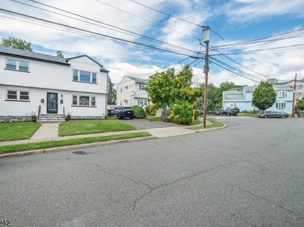 5 Underhill Ct, Nutley Twp., NJ 07110