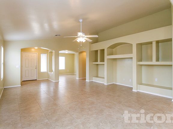 3rd image of 8006 W Pima St