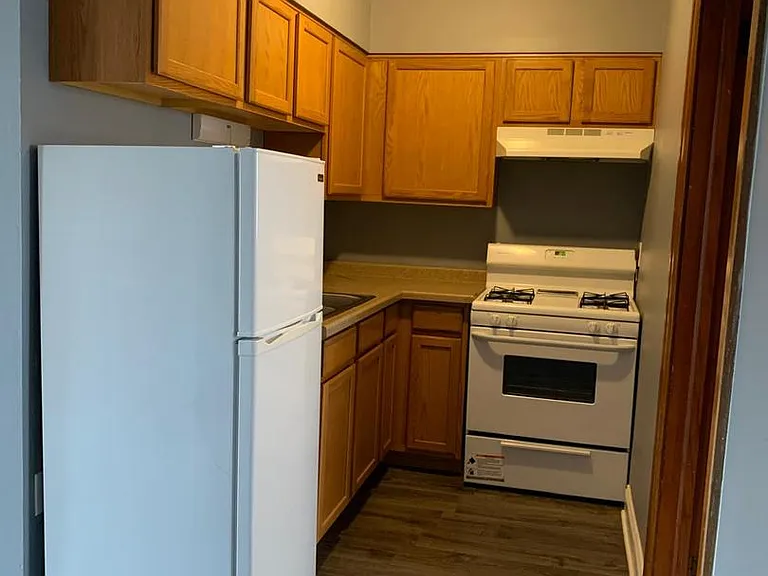 355 W New York St #3 — Photo 5