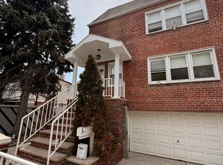 9024 Spritz Rd #1, Ozone Park, NY 11417