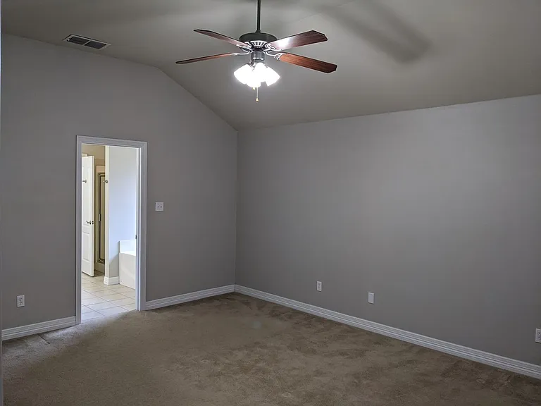 5805 Thompson Pl — Photo 23