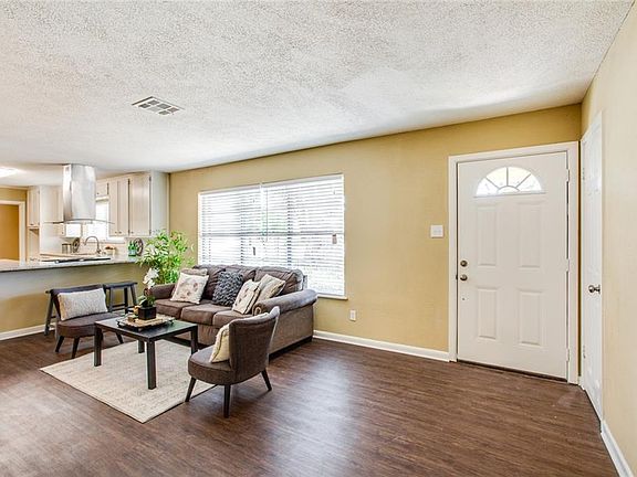 4th image of 732 Wedgewood Dr