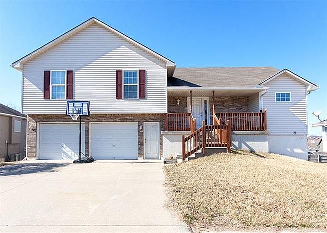 1st image of 730 Ginger Hill Dr