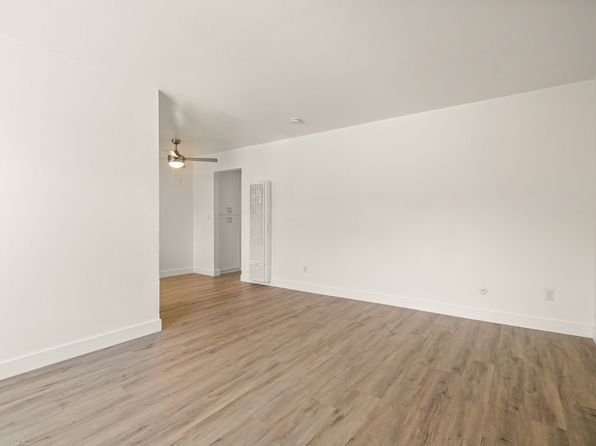 437 E Park Ave #11