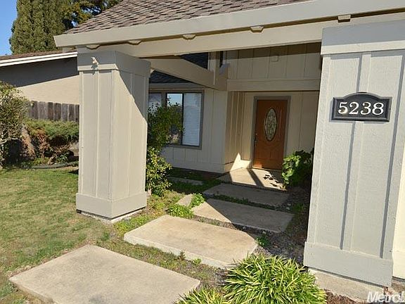 2nd image of 5238 Grouse Run Dr