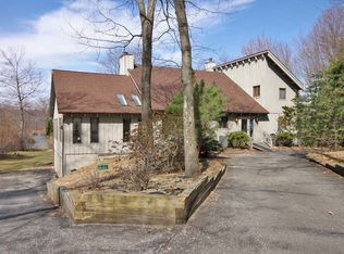 271 Lakeview Dr, Newton, NJ 07860