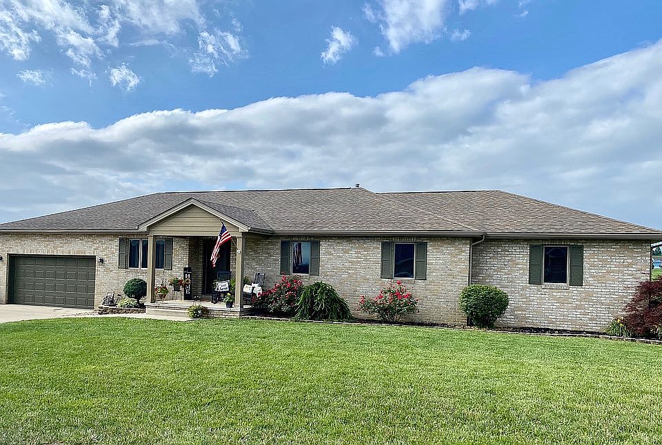 1st image of 8 Apricot Ln
