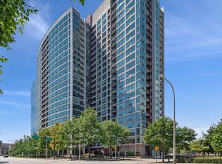 AMLI 900, Chicago, IL 60605