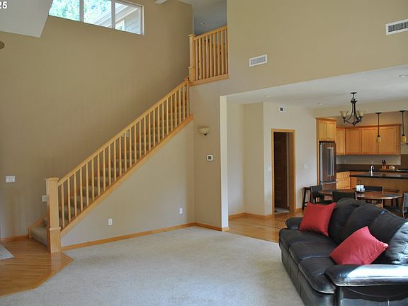 5th image of 21626 Glaze Rd