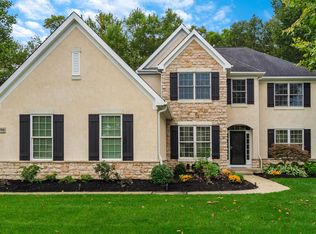 2703 Pointewood Loop, Galena, OH 43021