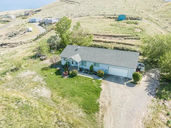 54407 E 95th Pr SE, Benton City, WA 99320