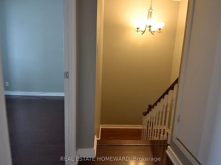 38 Lee Centre Dr #126 — Photo 9
