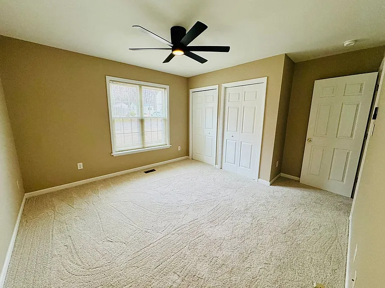 6904 Fox Haven Pl — Photo 9