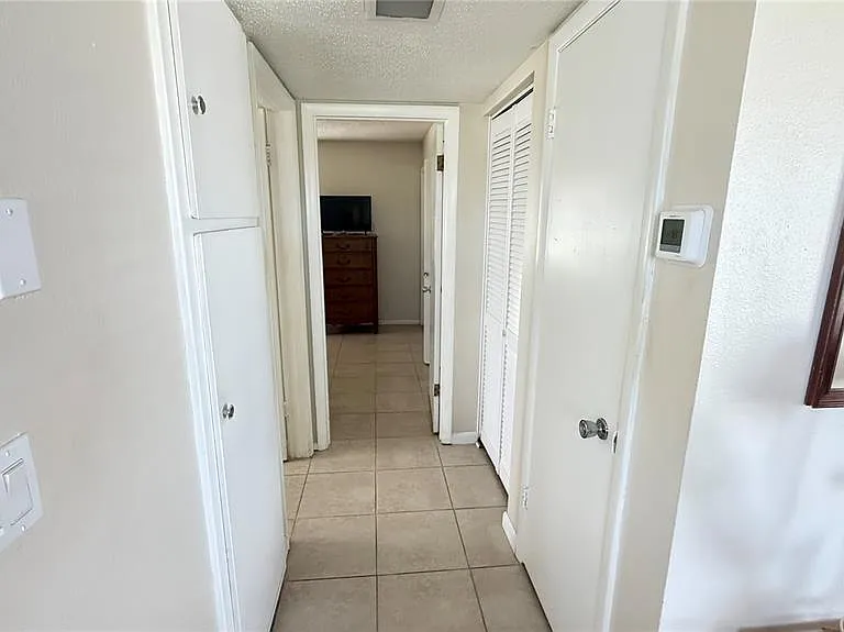 1528 Council Dr — Photo 13