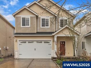898 Morning Glory Dr, Independence, OR 97351