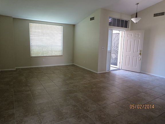 3rd image of 943 N Hazelton Ct