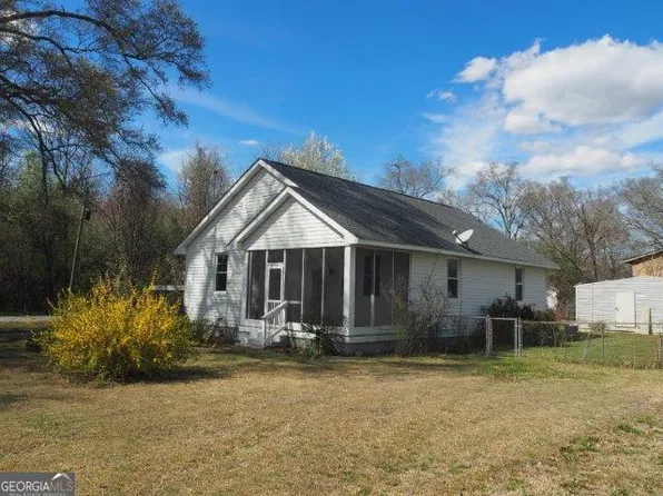 2419 35th St, Valley, AL 36854