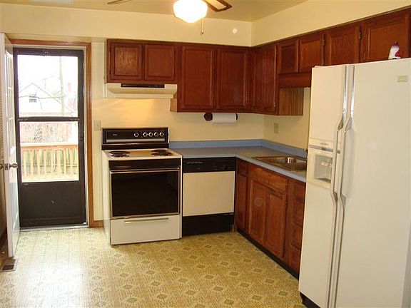 4th image of 6917 Buckingham Pl