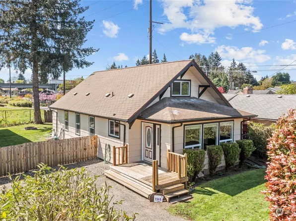 1102 3rd Street SE, Auburn, WA 98002