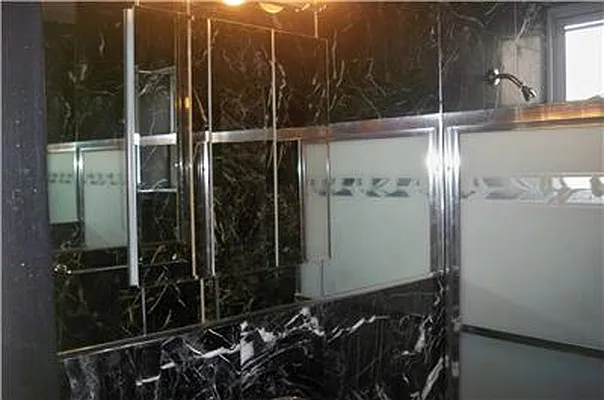 Rented by R New York | media 37