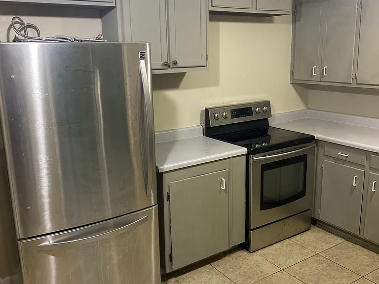 265 Lee Dr — Photo 4