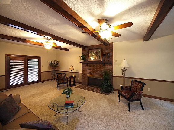 5th image of 2353 Wedgewood Dr