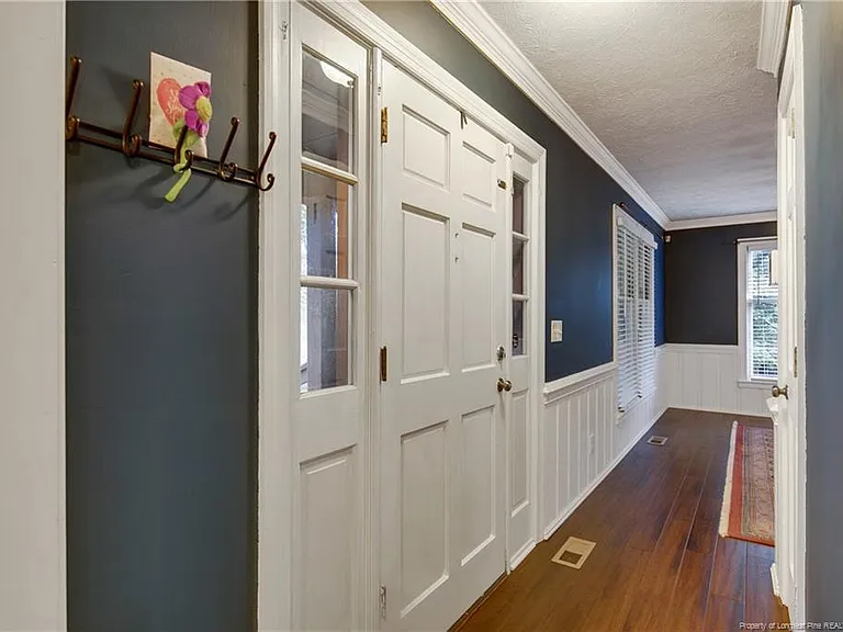 405 Bannerman Ct — Photo 6