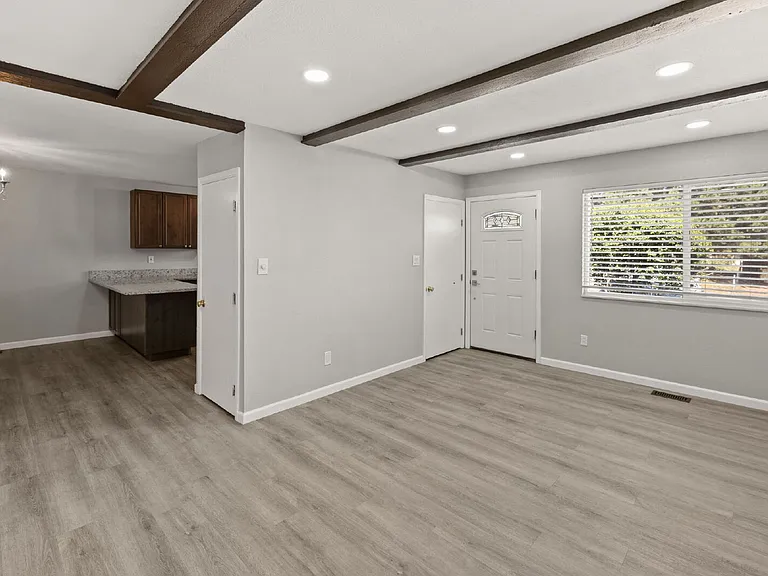 5520 Fiesta Ln #A — Photo 9