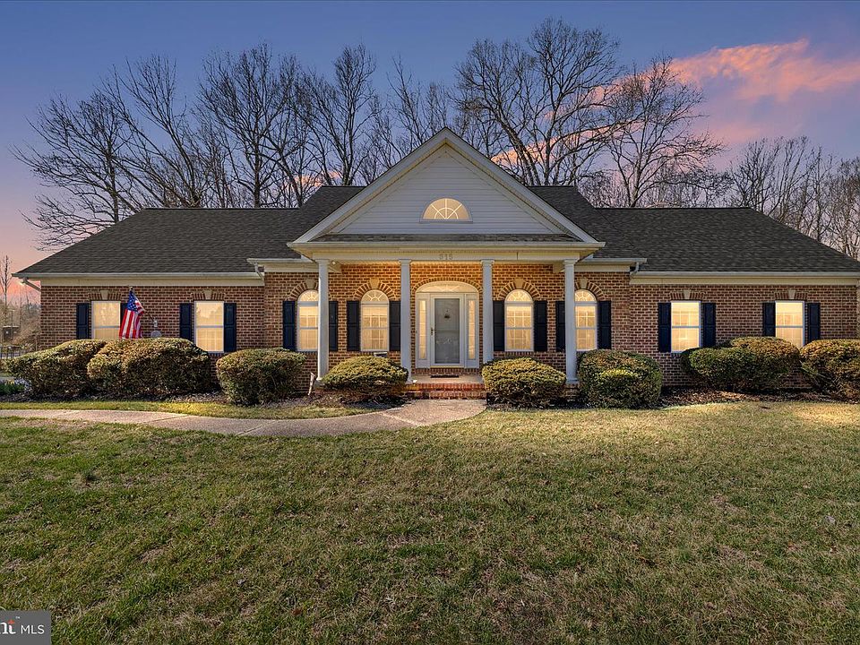 1st image of 615 Patuxent Reach Dr