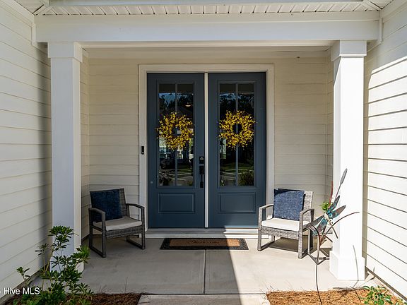 2nd image of 9250 Crossbill Drive