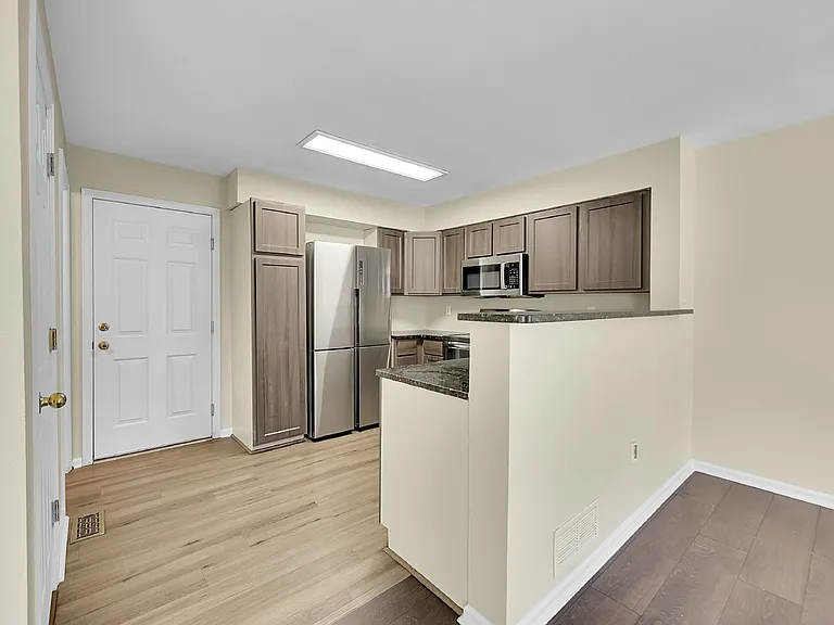 1097 W 112th Ave #B — Photo 9
