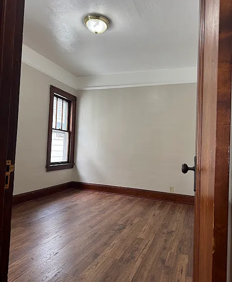 2435 S 28th St — Photo 23