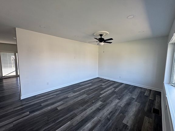 2nd image of 116 Sutton Pl