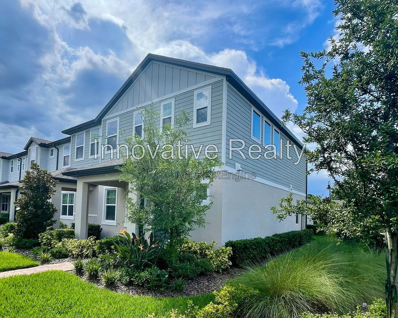 4 bed, 2.5 bath, 1944 sqft, $2,800 — Photo 2
