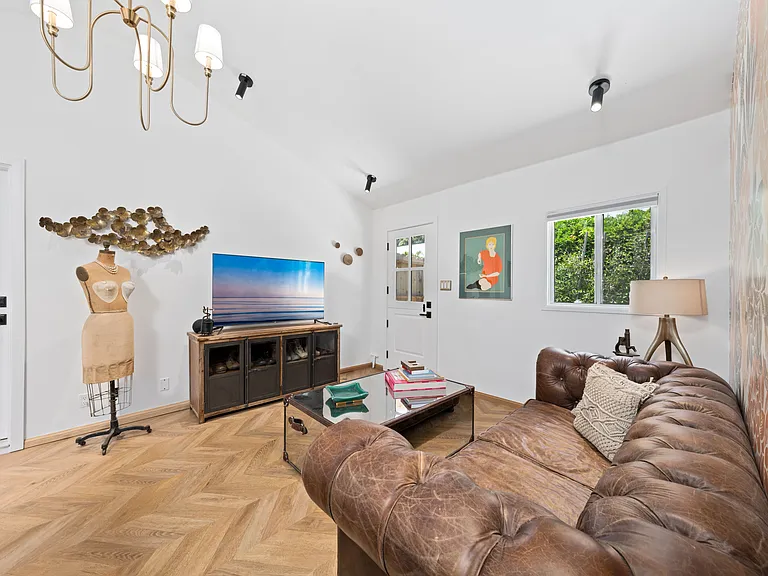 4070 Rosabell St #1 — Photo 21