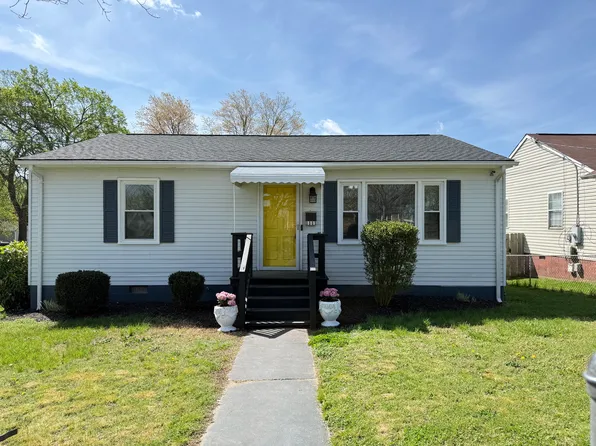 1111 Mount Erin Dr, Richmond, VA 23231