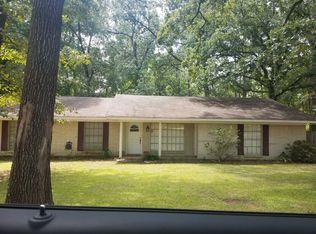 1002 Camille Dr, Longview, TX 75605