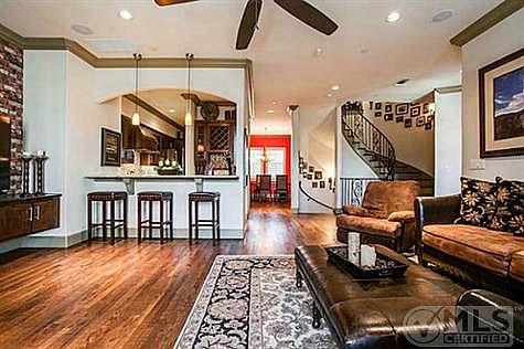 3rd image of 4238 McKinney Ave Unit 6