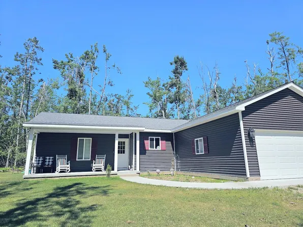 6778 Whispering Pines Dr, Gaylord, MI 49735