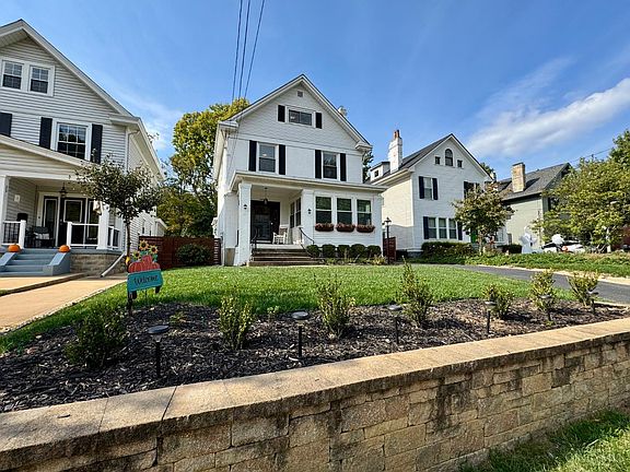 4th image of 3421 Paxton Ave