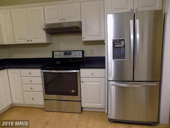 5th image of 4988 Swinton Dr