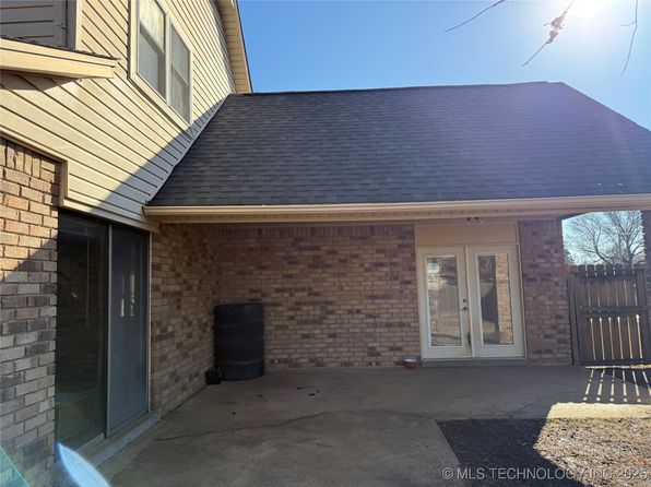 2902 Hilltop Ave, Muskogee, OK 74403