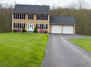 1026 Worcester Rd, New Braintree, MA 01531